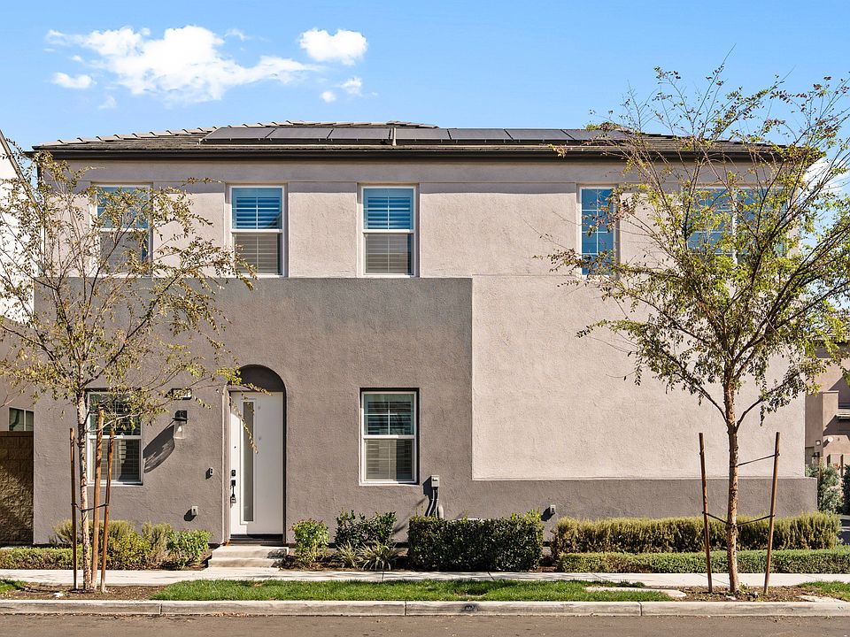 1st image of 4451 S Bryant Paseo
