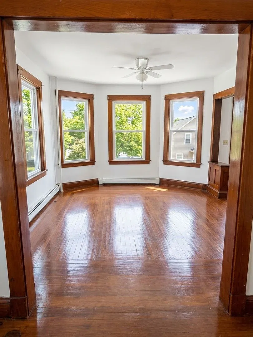 2 Bedroom — Photo 1