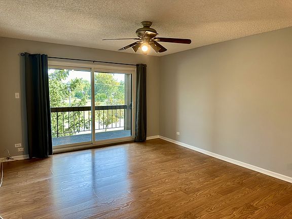 4th image of 7523 175th St APT 734