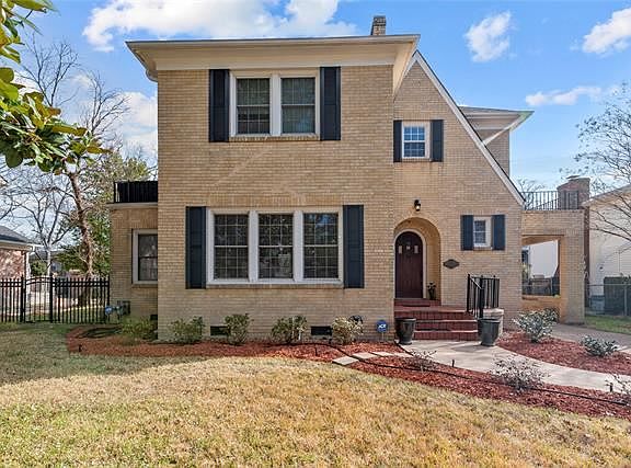 3rd image of 739 Wilder Pl