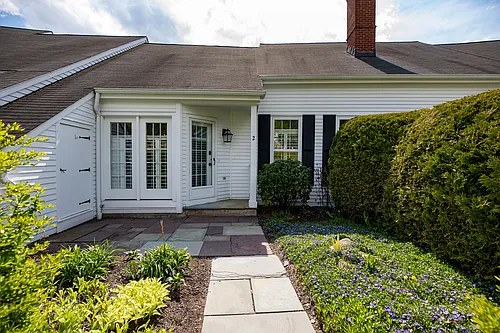 2 Emerson Ct Photo 1