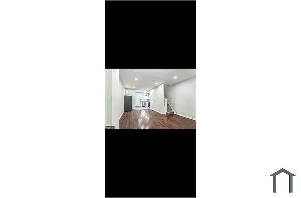 Building Photo - 1637 S Ithan St