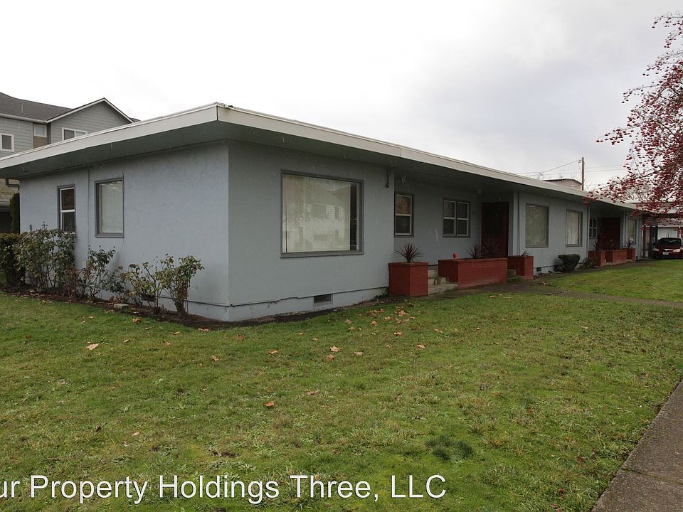 2nd image of 470 E 18th Ave