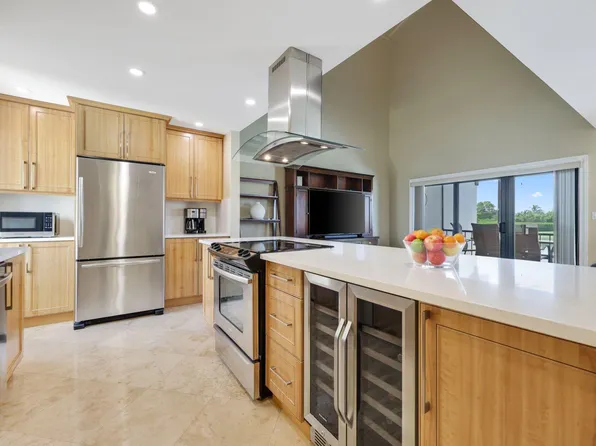 800 Greensward Court #203- I, Delray Beach, FL 33445