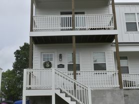 1599 Brooks Ave, Fayetteville, AR