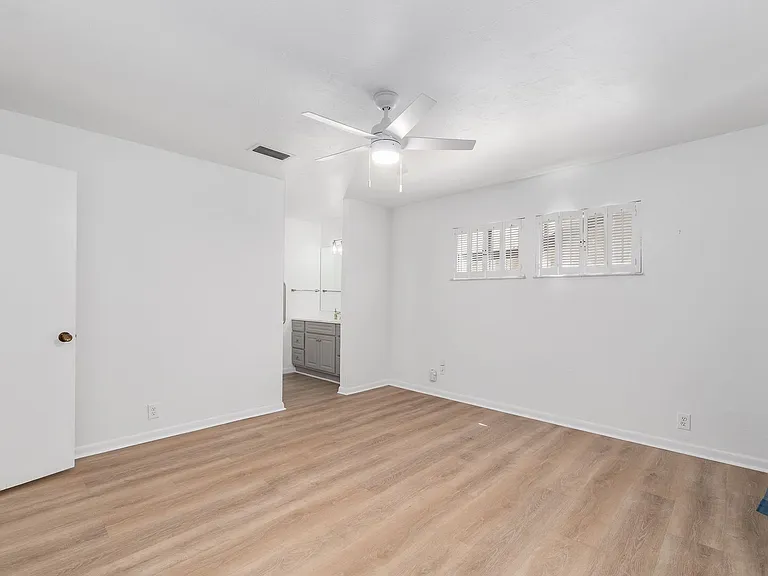 8479 NW 38th Dr — Photo 12