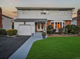 1827 Jefferson Ave, Bellmore, NY 11710