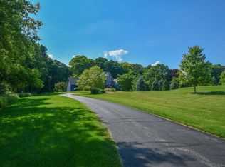 1408 Adele Ct, Grafton, WI 53024