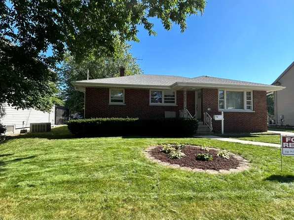 548 South St, Munster, IN 46321