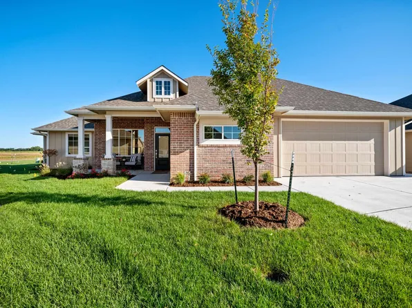 751 N Firefly St, Wichita, KS 67235