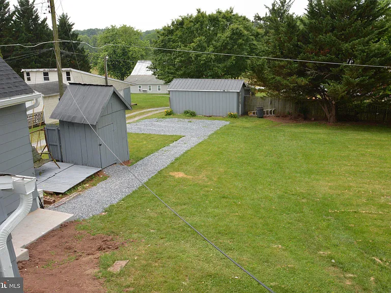 1006 Circle Dr — Photo 36