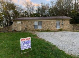 71 Lisa Ln, Campbellsville, KY 42718