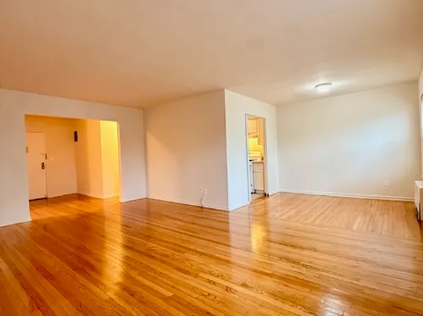 225 Prospect Ave #F, Hackensack, NJ 07601