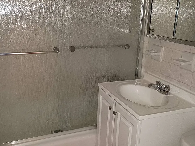 30-44 29th St #7C — Photo 11
