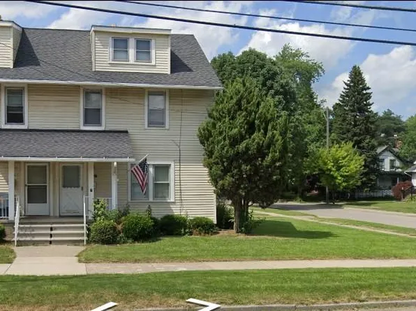142 Grand Ave, Mount Clemens, MI 48043