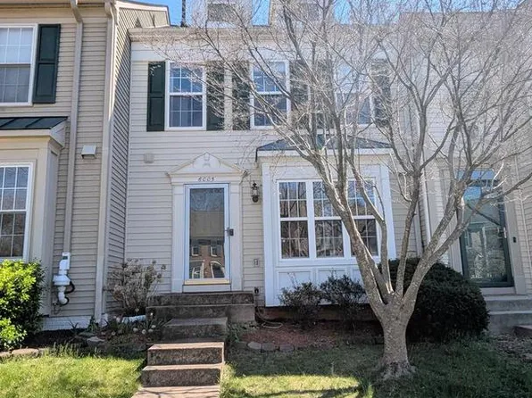 6005 Raina Dr, Centreville, VA 20120