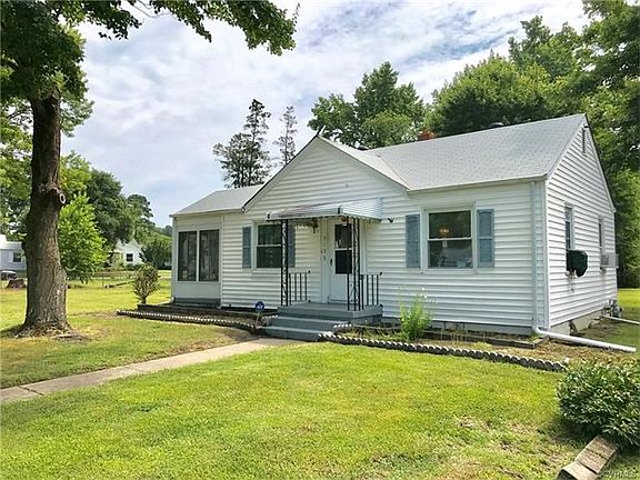 2nd image of 3923 W Chatham Dr