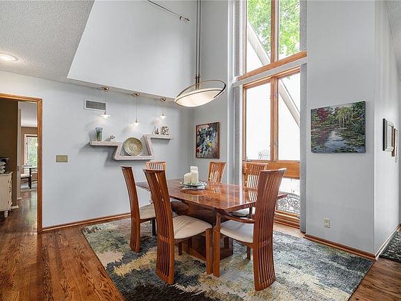 5th image of 13735 W 82nd St