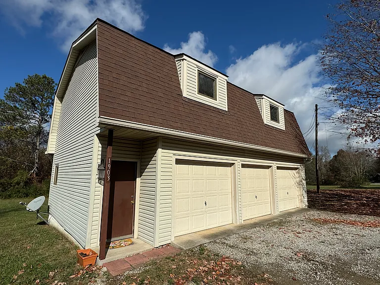 Second Story Rental