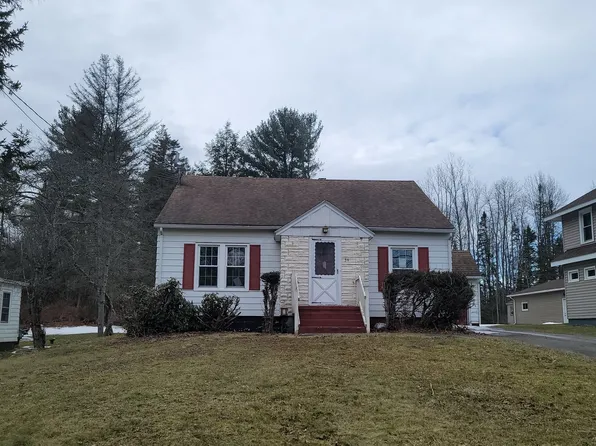 34 Hagaman Ave, Amsterdam, NY 12010