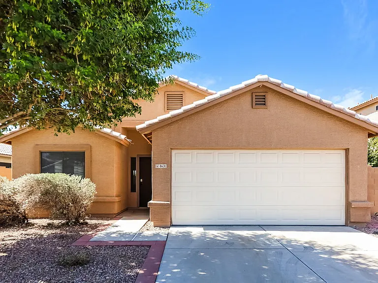 8631 W Fargo Dr — Photo 1
