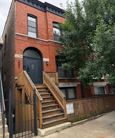 2021 W Armitage Ave #3 — Photo 22