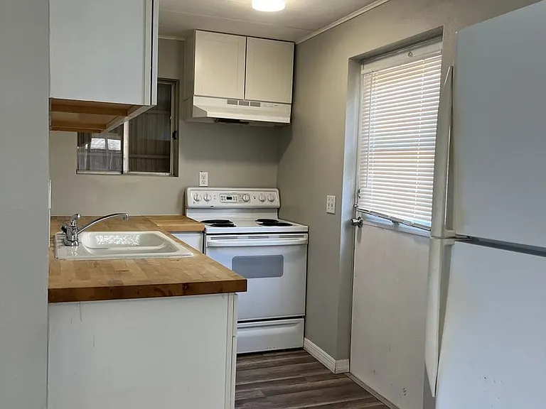3731 Florida Ave #60-23 — Photo 8