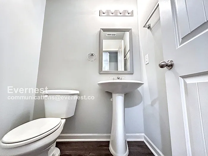 5229 Hanover St — Photo 15