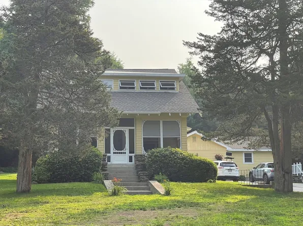733 Pleasant St, Marlborough, MA 01752