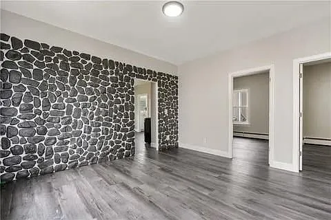 2 bed, 1.0 bath, 1083 sqft, $1,800 — Photo 4