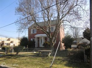 2037 Powhatan Rd, Hyattsville, MD 20782