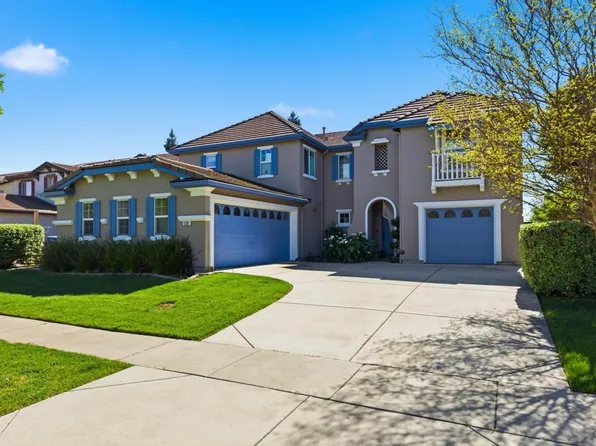 1300 Kensington Dr, Plumas Lake, CA 95961