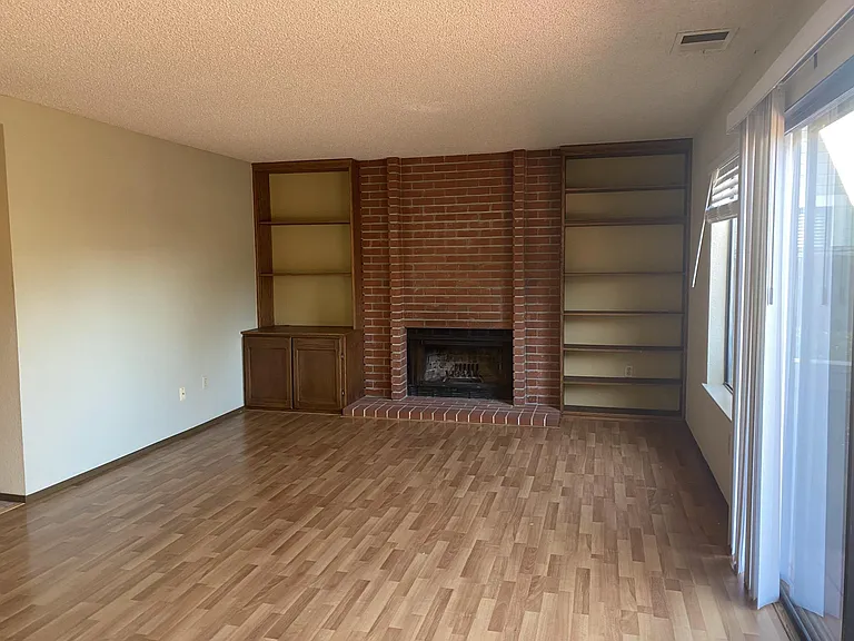 280 Victoria Bay — Photo 10