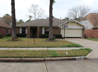 9106 Waving Fields Dr, Houston, TX 77064
