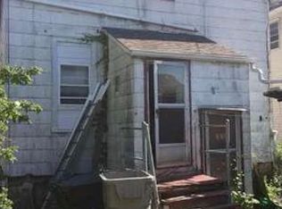 1320 W Orchard St, Milwaukee, WI 53204