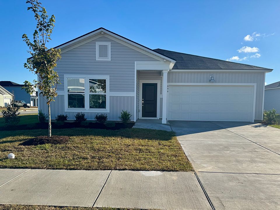 Newly constructed 3 bedroom 2 bath.