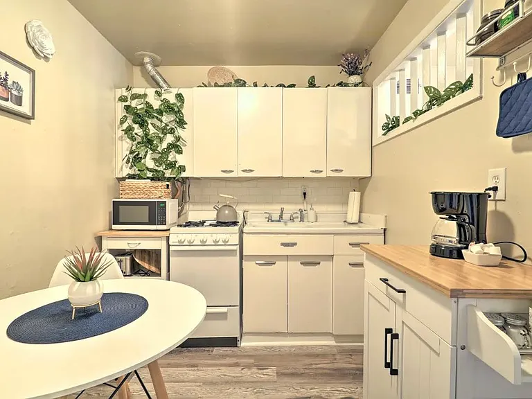 3918 Thomason Ave #7 — Photo 12