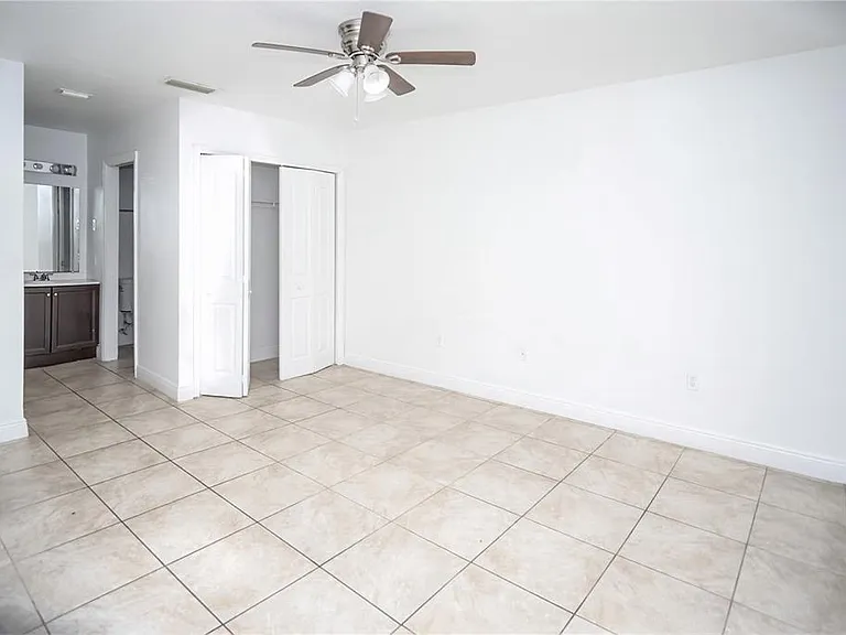 2814 Club Cortile Cir #A — Photo 10