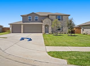 960 Neches Ln, Dayton, TX 77535