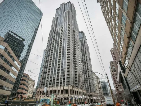 763 Bay St, Toronto, ON