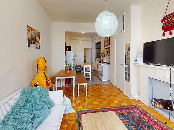 2nd image of 365 3rd Ave #2B