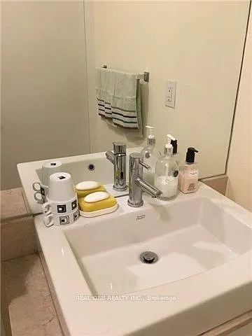 65 Bremner Blvd #2804 — Photo 5