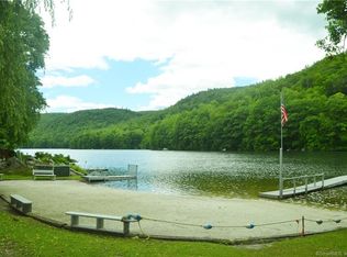 4 Liz Ann Ln, Sherman, CT 06784