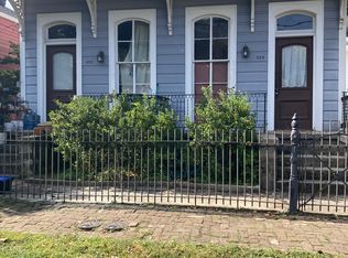 922 Aline St, New Orleans, LA 70115