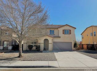 14761 Coachman Rd, Victorville, CA 92394