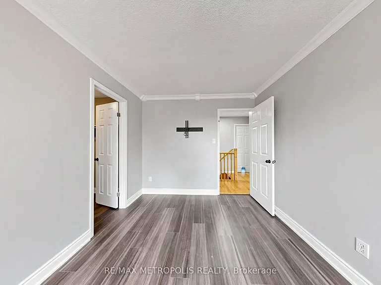 118 Jordan Dr — Photo 23