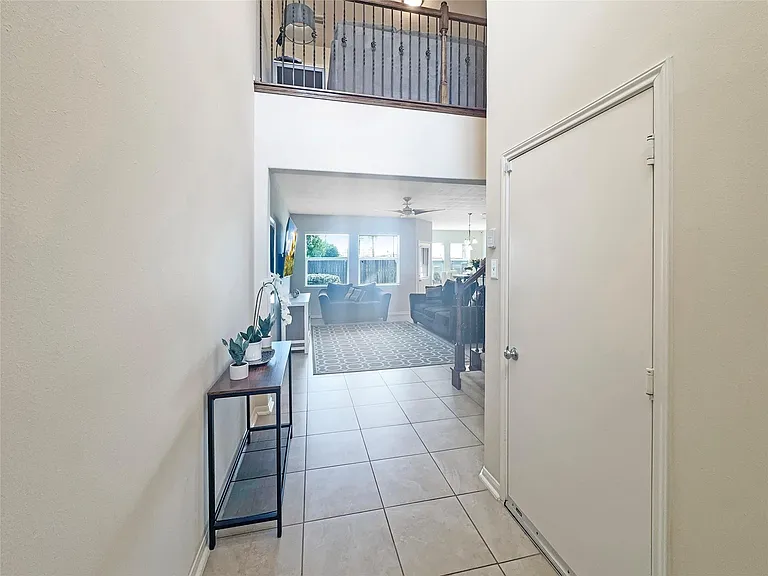 2822 Windy Thicket Ln — Photo 4