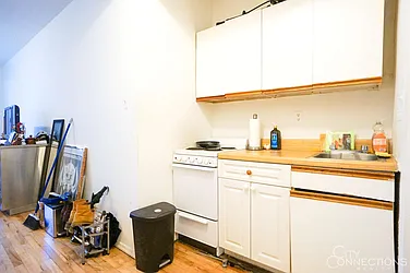 Rented by City Connections Realty