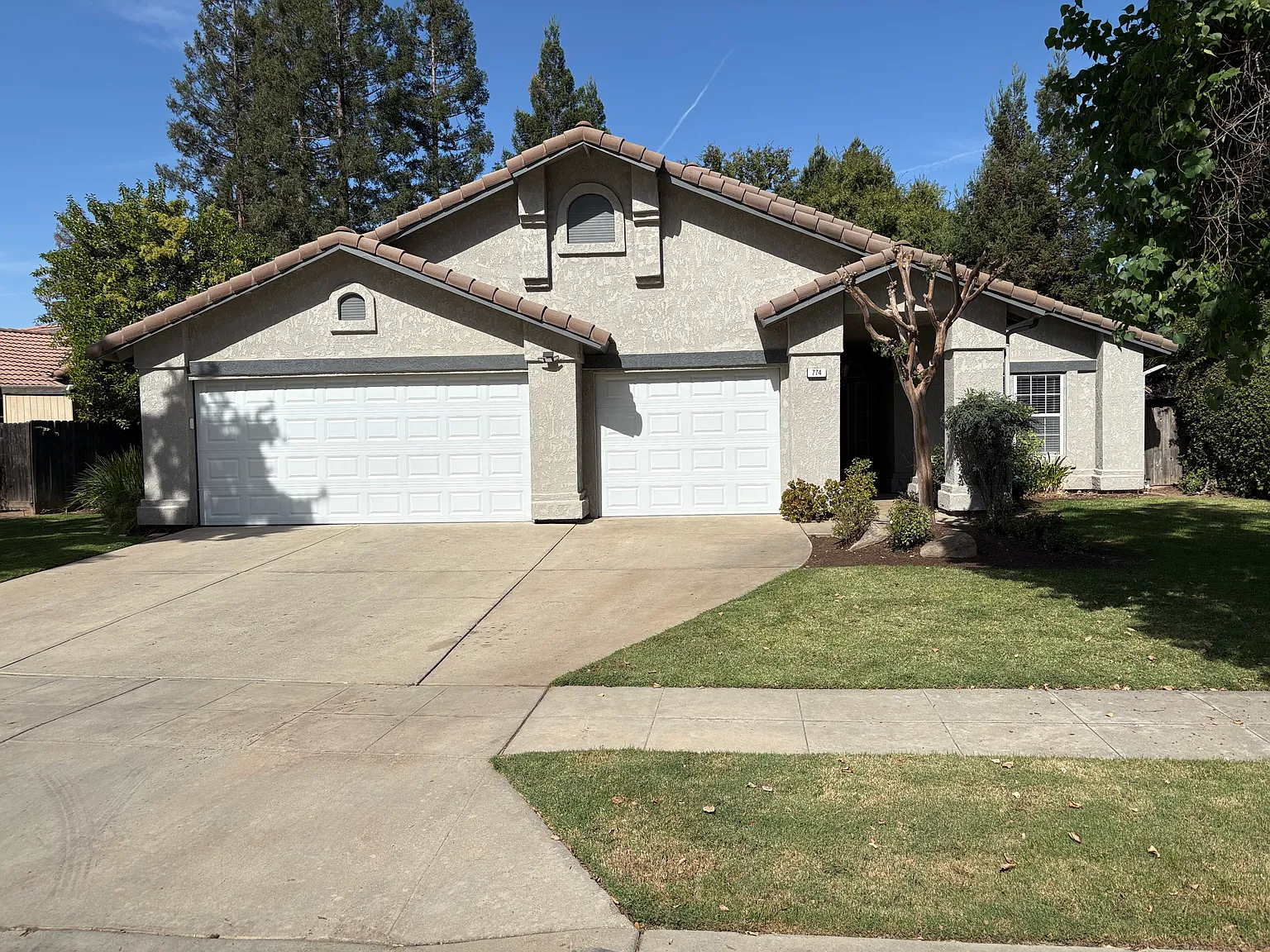 3 bed, 1645 sqft, $2,500 — Photo 1