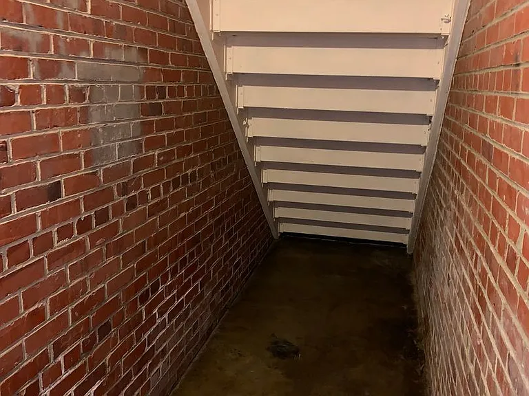 703 N Harrison Street 410 Hancock St — Photo 27
